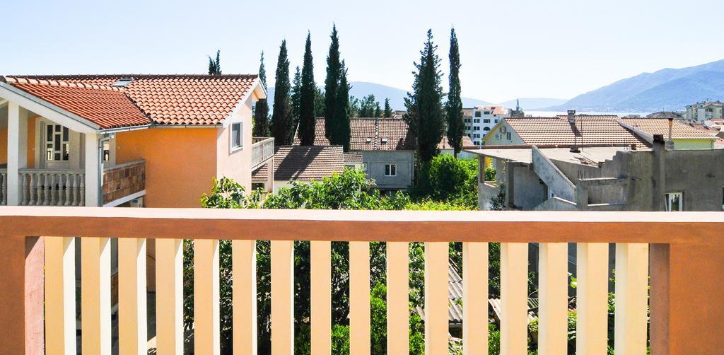 Apartments Mira Tivat Kültér fotó