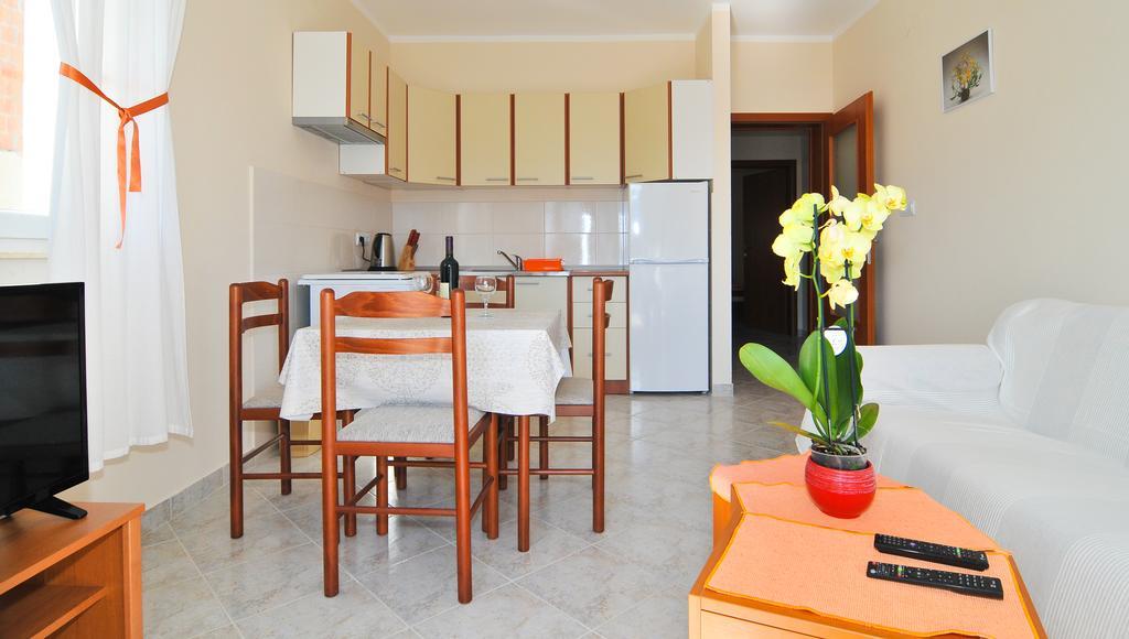 Apartments Mira Tivat Kültér fotó