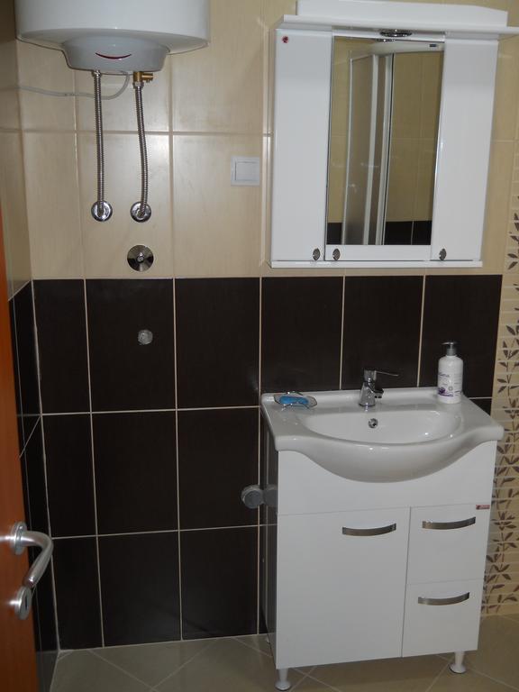Apartments Mira Tivat Kültér fotó