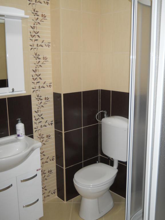 Apartments Mira Tivat Kültér fotó